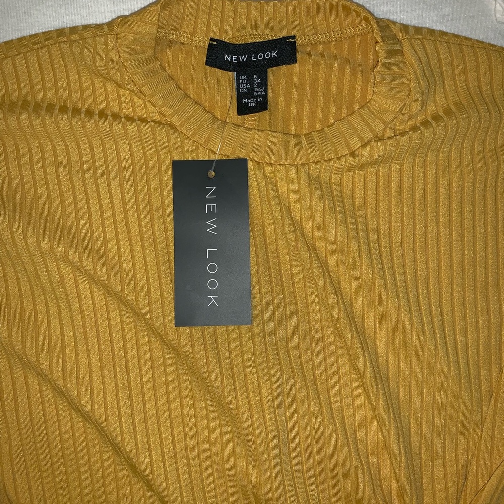 Yellow top - Picture 2 of 2